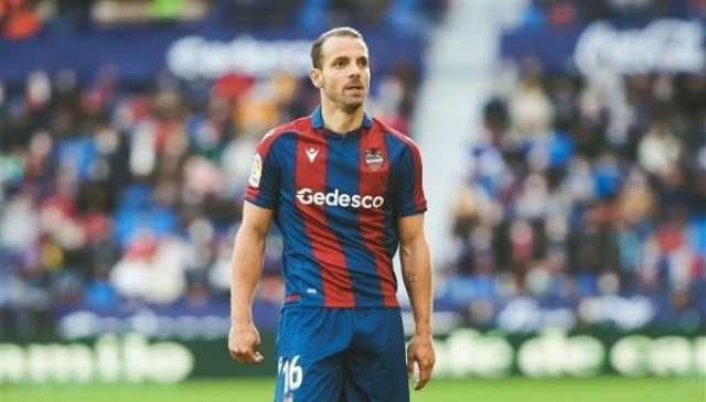 اعتزال روبرتو سولدادو بعد 21 عاما في الملاعب