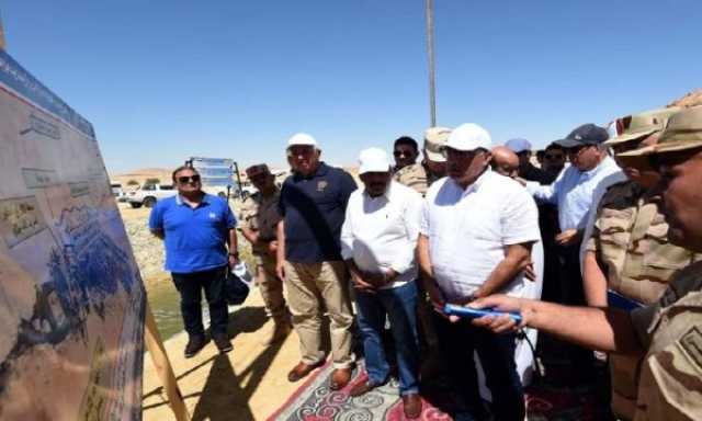 رئيس الوزراء يصل سيوة ويتفقد مكونات مشروع تطوير منظومة إدارة الري والصرف بالواحة