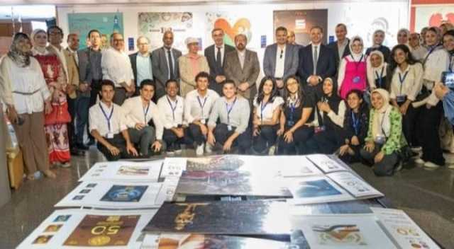 إشادات بالمعرض الأول لكلية التصميم والفنون الإبداعية بـ الأهرام الكندية منوعات الاسبوع