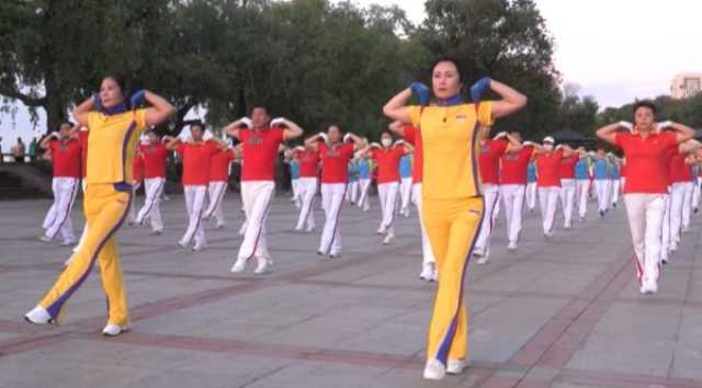 «محدش بيعجز عندهم».. روتين الرقص السعيد وسيلة الصينين لمحاربة الشيخوخة (فيديو) منوعات الاسبوع