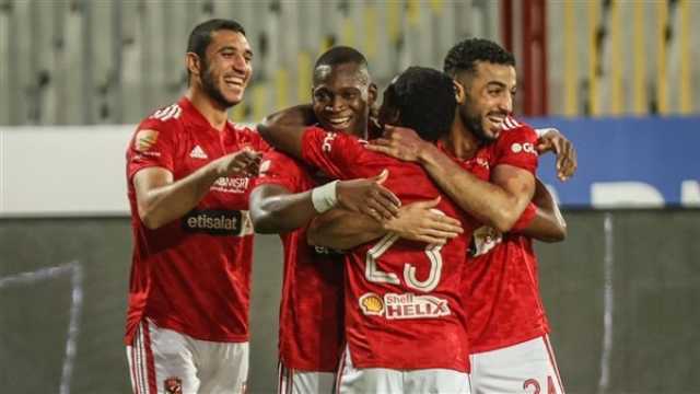 - صراع تكسير العظام.. الأهلي يدخل في منافسة شرسة مع بيراميدز لضم نجم منتخب مصر