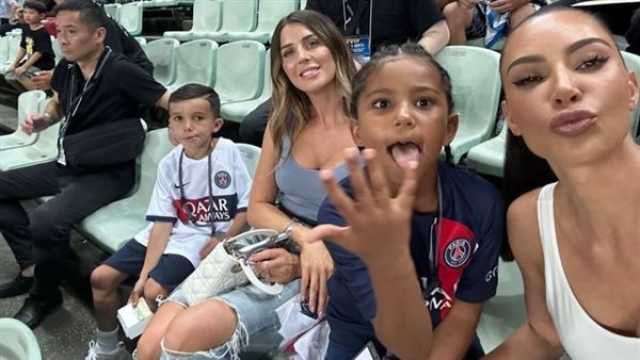 الفن واهله من مباراة النصر وباريس سان چيرمان.. كيم كارداشيان تتصدر التريند