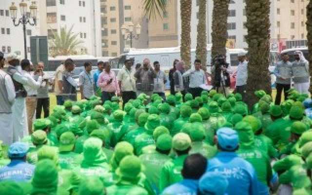 تطوير معايير العمل تبدأ حملات الوقاية من الإنهاك الحراري