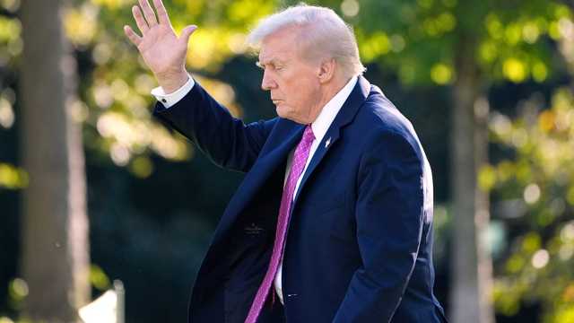 ترامب يعلن تدمير غواصة تهريب مخدرات في الكاريبي: كان شرفًا عظيمًا