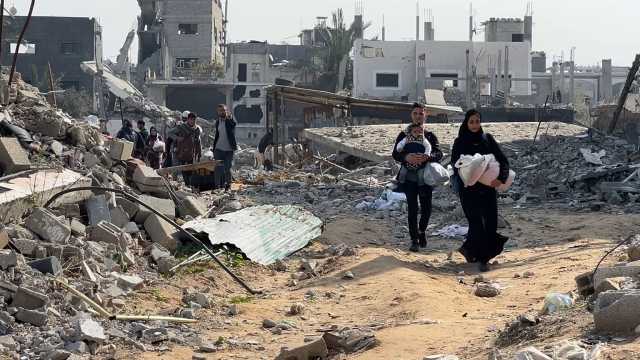 فيديو - هدنة بلا أمان.. أصوات من غزة تكشف قلقًا عميقًا من عودة الحرب