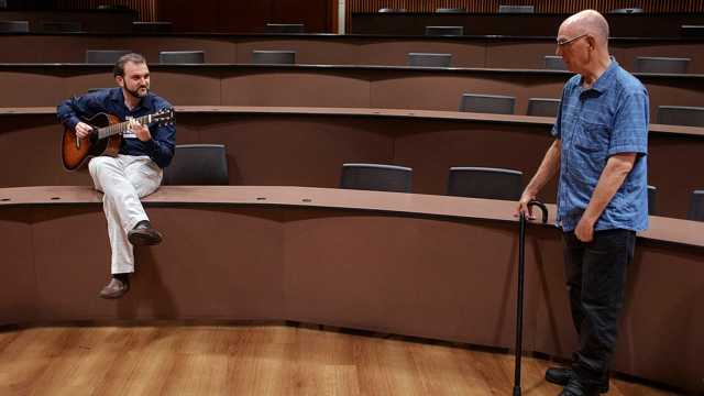 دراسة جديدة تكشف أثر الموسيقى في تقليل خطر الخرف لدى كبار السن