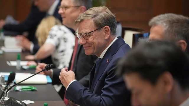 وزير الخارجية الألماني في دمشق... برلين تمد يدها لسوريا بعد سقوط الأسد