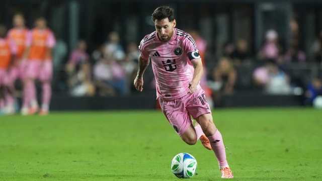 السعودية ترفض عرضًا من ميسي قبل كأس العالم 2026.. ما الذي دفعها إلى ذلك؟