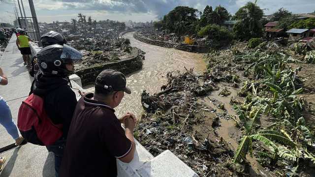الفلبين تعلن حالة الطوارئ بعد إعصار كالمايغي المدمّر.. واستنفار في فيتنام استعدادًا لوصوله