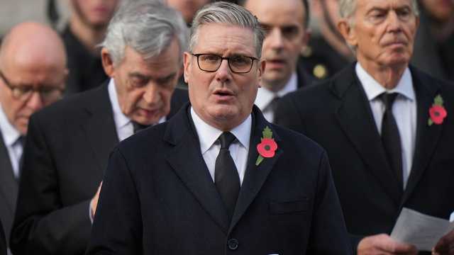 ستارمر: العنصرية تعود إلى الساحة السياسية في بريطانيا.. والناس يشعرون بخوف شديد