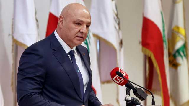 إعادة الأسرى أولوية.. الرئيس اللبناني: إسرائيل تعرقل مهام الجيش والتفاوض أساس الاستقرار