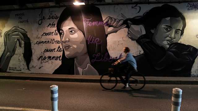 البلاد تواجه مستوى غير مسبوق من العري.. دعوات في إيران إلى تشديد الإجراءات ضد عدم الالتزام بالحجاب