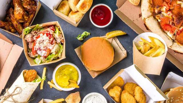 إعادة ابتكار الوجبات السريعة: الجودة والشمول يغيران الوجبات الخفيفة