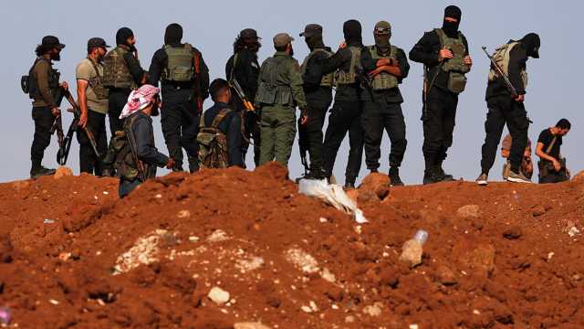 دمشق تنفي تقريرًا تحدث عن عن نيتها تسليم مقاتلين إيغور إلى الصين