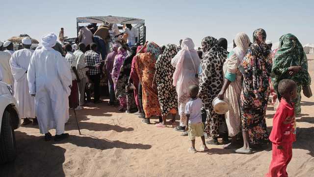 فيديو.. لاجئون سودانيون يروون قصص هروبهم من أحداث الفاشر