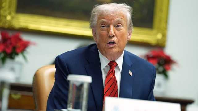 لا نريد إضاعة الوقت في الملف الأوكراني.. ترامب: اللقاء مع زيلينسكي غير محسوم بعد