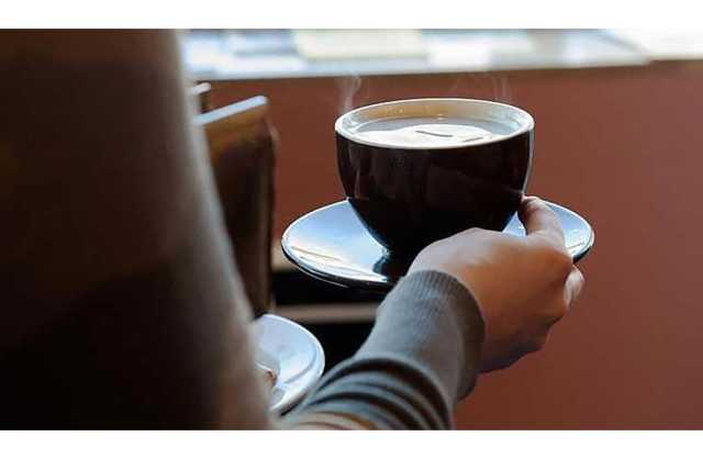 بطريقة لا تخطر على بال.. امرأة تحاول قتل زوجها طمعا بالمال