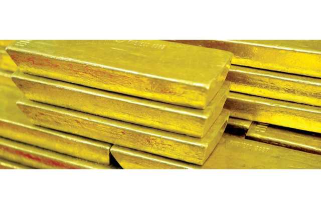 «الذهب» يتراجع مع صعود الدولار وعوائد السندات الأمريكية