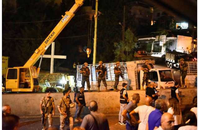 الجيش اللبناني يعلن مصادرة ذخائر من شاحنة لحزب الله غداة اشتباك سقط فيه قتيلان
