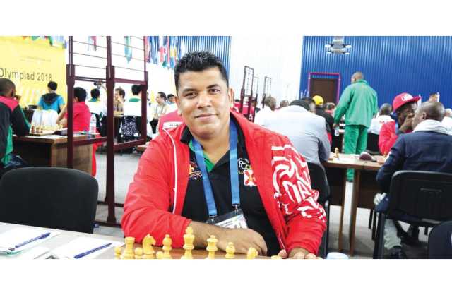 عياد ونجلاء يشاركان في بطولة محمد السادس للشطرنج