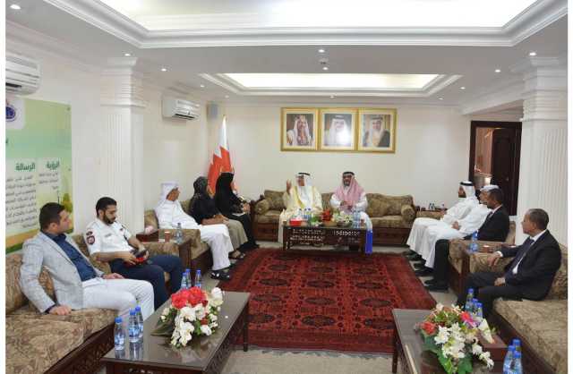 محافظ الشمالية يستقبل عددًا من الأهالي في مجلس المحافظة الأسبوعي