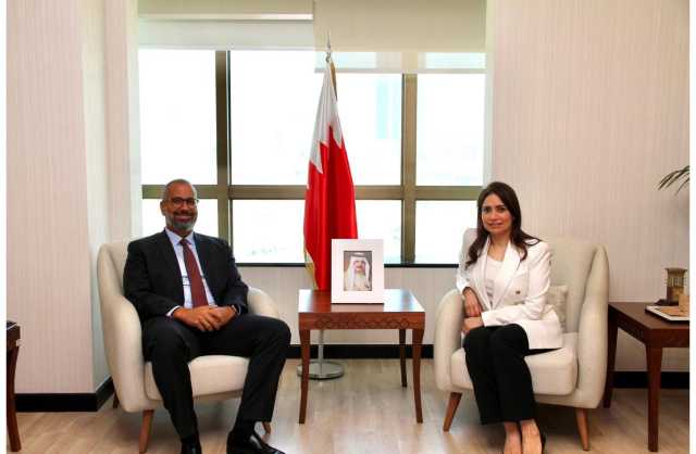 جمشير تستقبل الزرقاني بمناسبة انتهاء فترة عمله رئيسًا لبعثة المنظمة الدولية للهجرة في البحرين