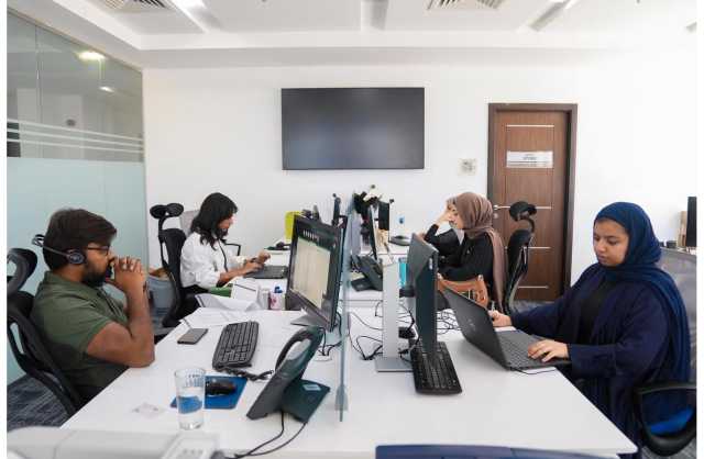 طلاب الجامعة الأمريكية بالبحرين يختتمون برامجهم التدريبية الصيفية