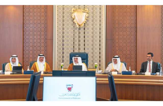مجلس الوزراء يعبر عن امنياته الطيبة لسعادة وزيرة السياحة خلال اجازة الامومة