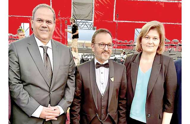 سفير البحرين في موسكو يحضر المهرجان الدولي للموسيقى الكلاسيكية