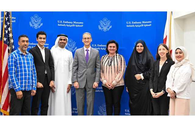 الأمريكي يهنئ الطلبة الحاصلون على بعثة ولي العهد ممن سيدرسون في الولايات المتحدة