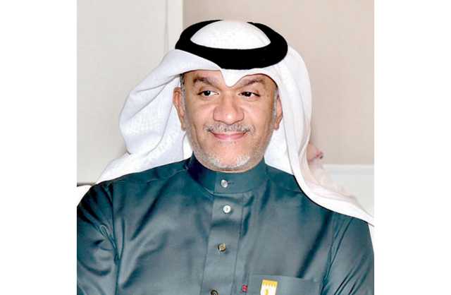 أبوإدريس يُطالب بخفض الأرصفة لاستغلالها مواقف للسيارات