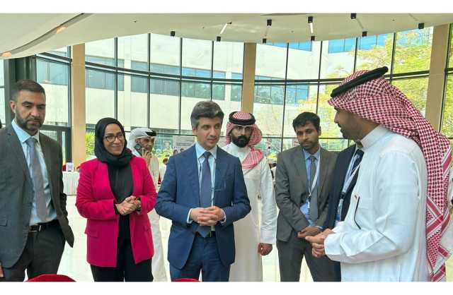 الدكتور الأنصاري يشهد تدريبات اليوم الثاني من حملة تدريب «الاستخدام الآمن لأجهزة الإنعاش القلبي الرئوي»