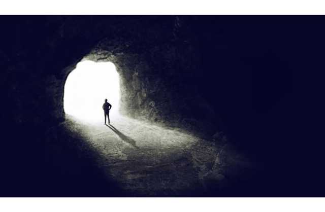 أخيراً كشف السر.. هذا ما يراه «العائدون من الموت»