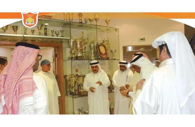 النائب محمد العليوي يزور نادي الحالة