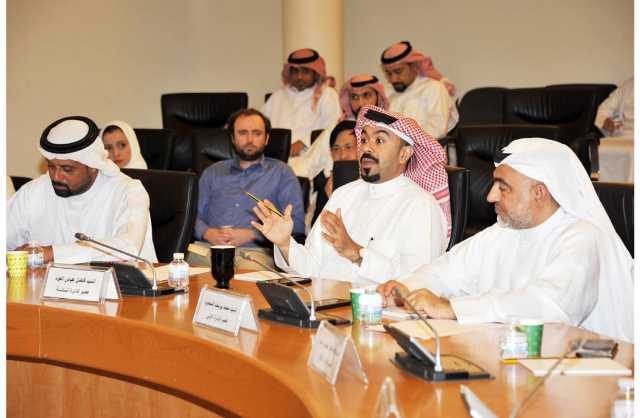 «بلدي المحرق» يلوّح بوقف جلساته ويؤكّد: لأخذ رأينا في المشاريع