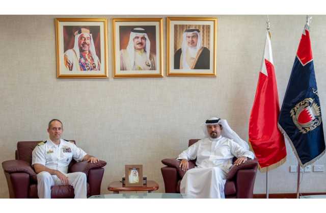 رئيس الجمارك يستقبل قائد نشاط دعم البحرية الأمريكية