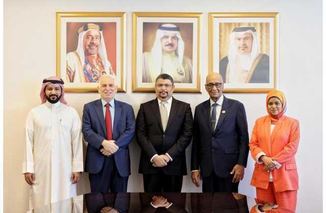 وزير شؤون الكهرباء والماء يشيد بجهود جمعية معهد المهندسين الكهربائيين والإلكترونيين
