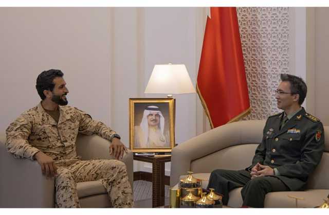 مستشار الأمن الوطني قائد الحرس الملكي يستقبل الملحق العسكري الصيني