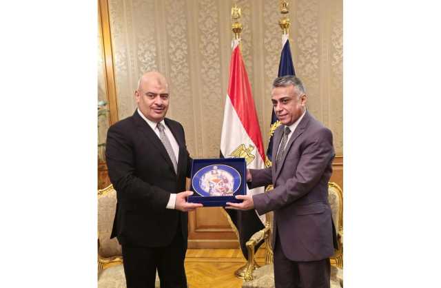 رئيس الأمن العام يشيد بمسيرة العلاقات التاريخية بين البحرين ومصر والحرص على توسيع آفاق التعاون والتنسيق الأمني