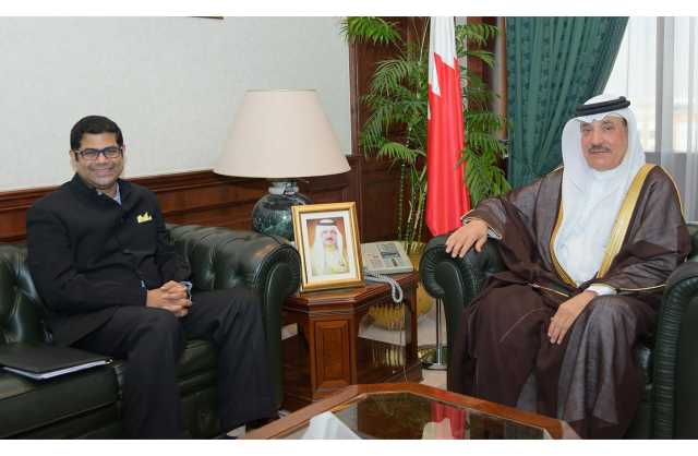 وزير العمل يلتقي سفير جمهوية الهند