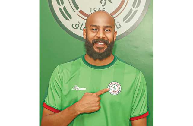 الشمراني خارج حسابات جيرارد في مباراة الاهلي