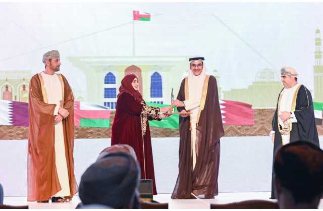وزير التنمية الاجتماعية يشيد بالمبادرات والإسهامات التي ترسخ مسيرة العمل الاجتماعي في مملكة البحرين
