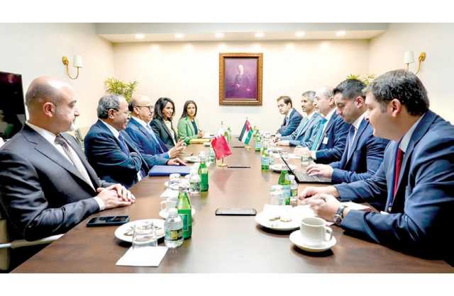 الزياني: تعزيز التنسيق السياسي والدبلوماسي بين البحرين والأردن
