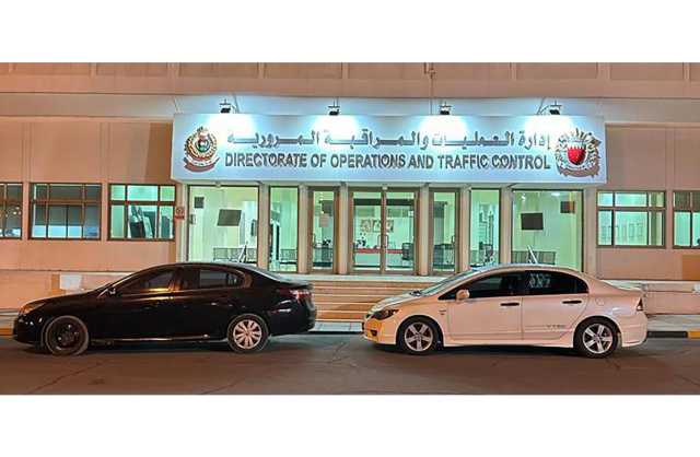 «المرور»: ضبط سواق وحجز مركباتهم اثر قيامهم بالاستعراض بمنطقة المعامير