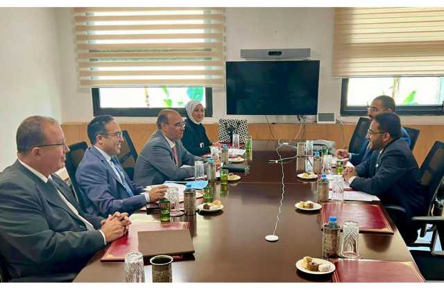 رئيس قطاع الشؤون العربية والأفريقية يجتمع مع مدير المشرق والخليج والمنظمات العربية والإسلامية بوزارة خارجية المملكة المغربية في الرباط 