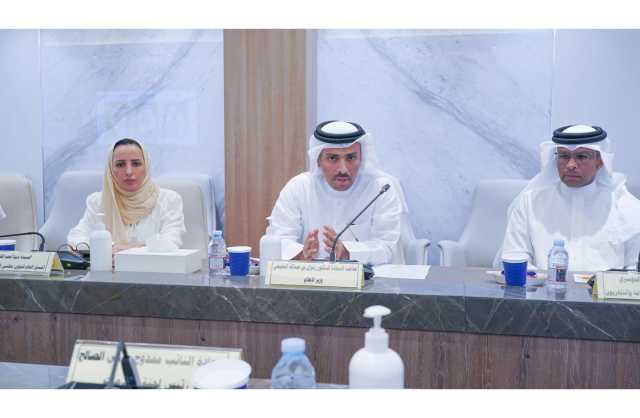 «خدمات النواب» تمرّر أغلب مواد قانون الصحافة «بالإجماع»