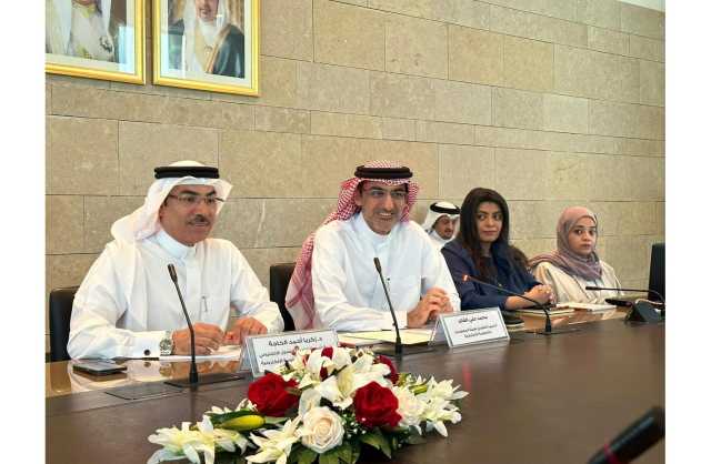 القائد: «تواصل» تلقى 120 الف معاملة منذ بداية العام