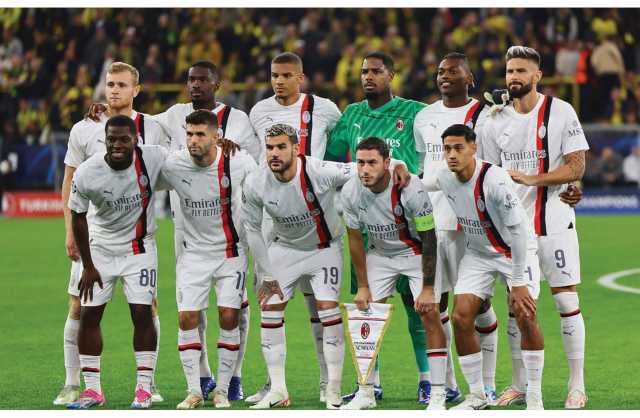 نابولي يواجه فيورنتينا.. وقطبا ميلانو ينتظران تعثر الآخر