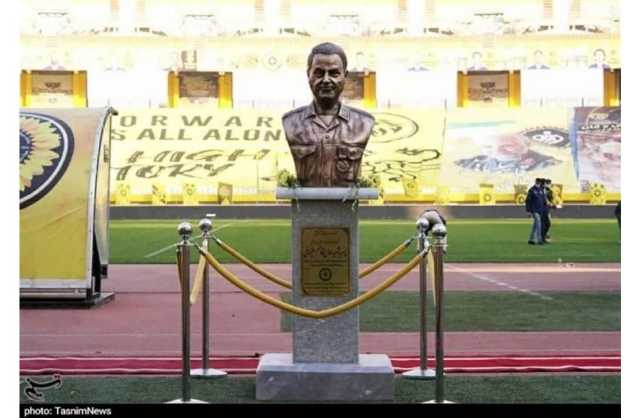 نادي الاتحاد السعودي يرفض دخول الملعب لخوض مباراة مع إيراني لوجود تمثال قاسم سليماني