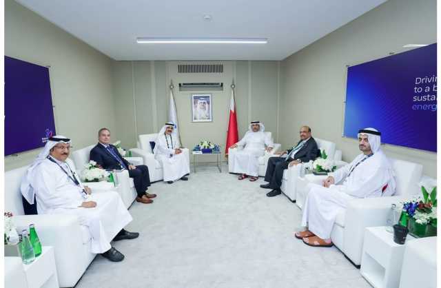 وزير النفط والبيئة يجتمع مع الرئيس التنفيذي لشركة دراجون أويل